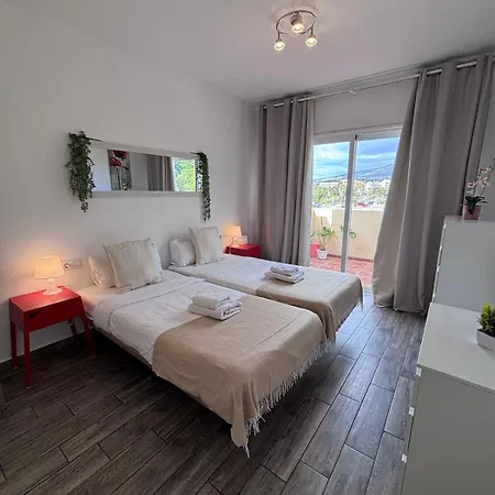 Sun & Pool Retreat Complex Apartman *