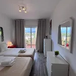 Sun & Pool Retreat Complex * Costa Adeje (Tenerife)