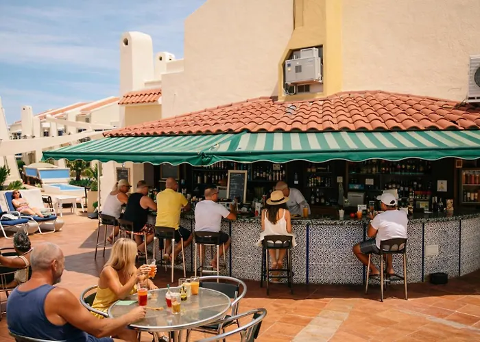 Sun & Pool Retreat Complex Lejlighed